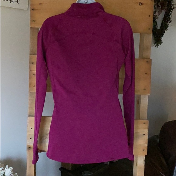 Under Armour 1/4 Zip Workout Top - Picture 2 of 3